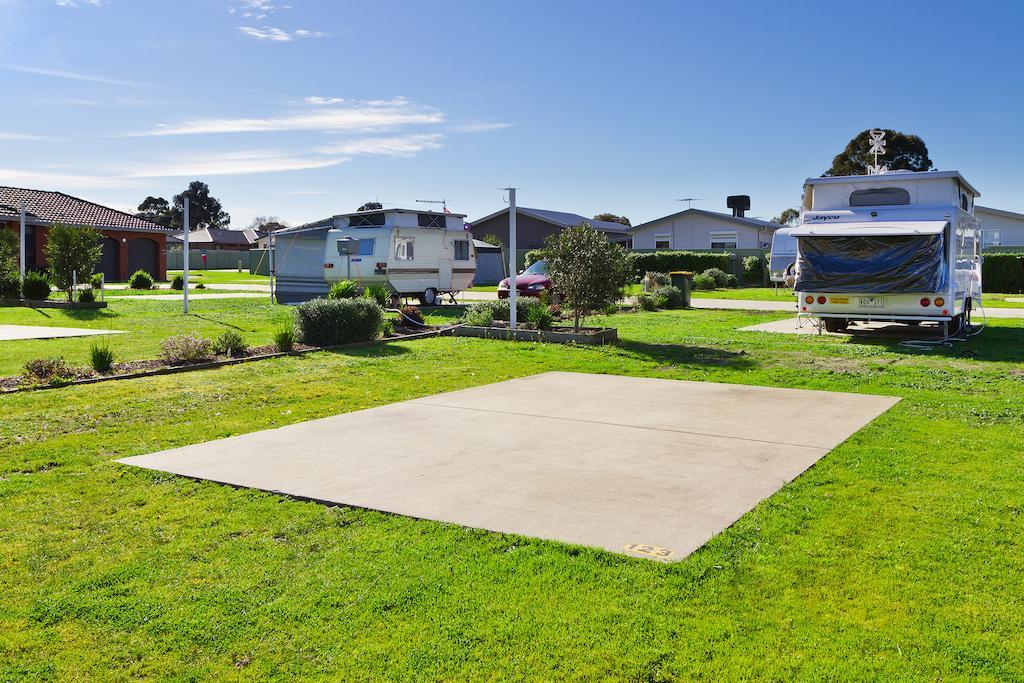Sandhurst Motel Carrum Downs Екстер'єр фото