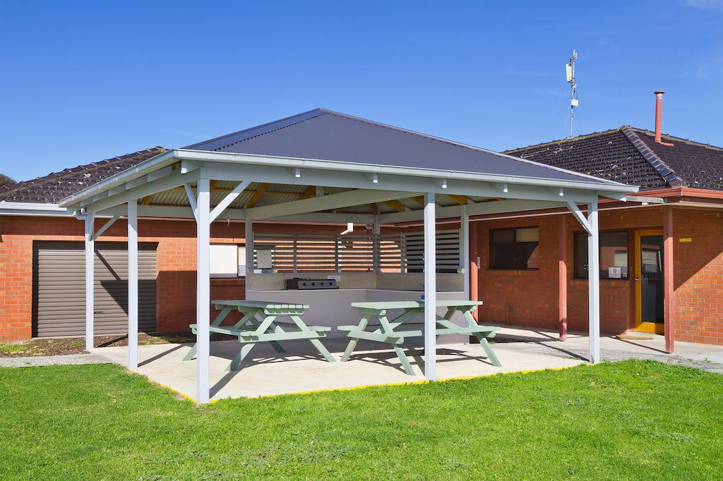 Sandhurst Motel Carrum Downs Екстер'єр фото