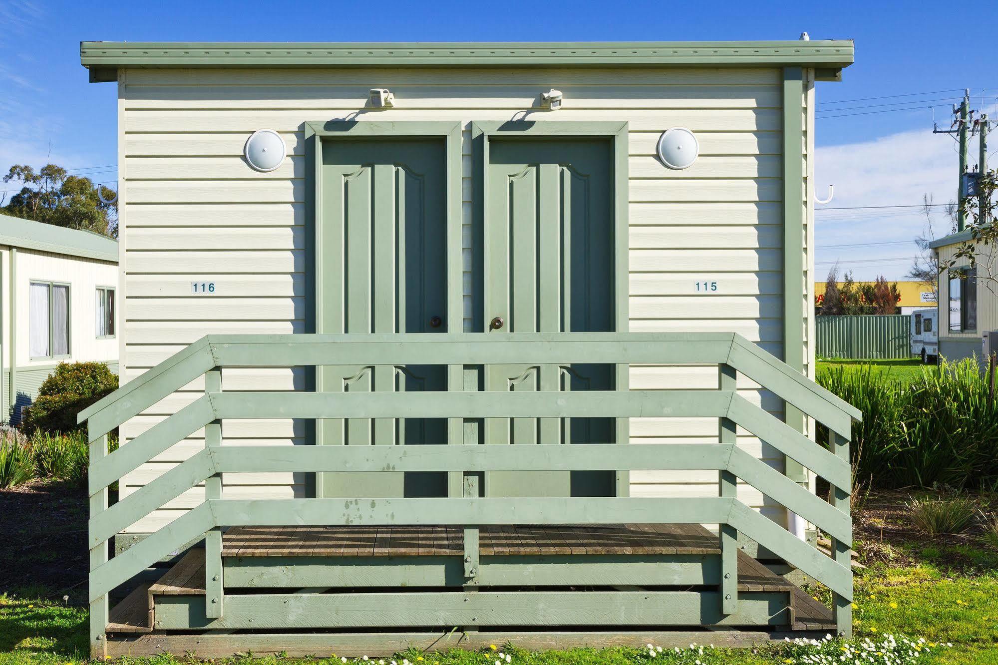 Sandhurst Motel Carrum Downs Екстер'єр фото